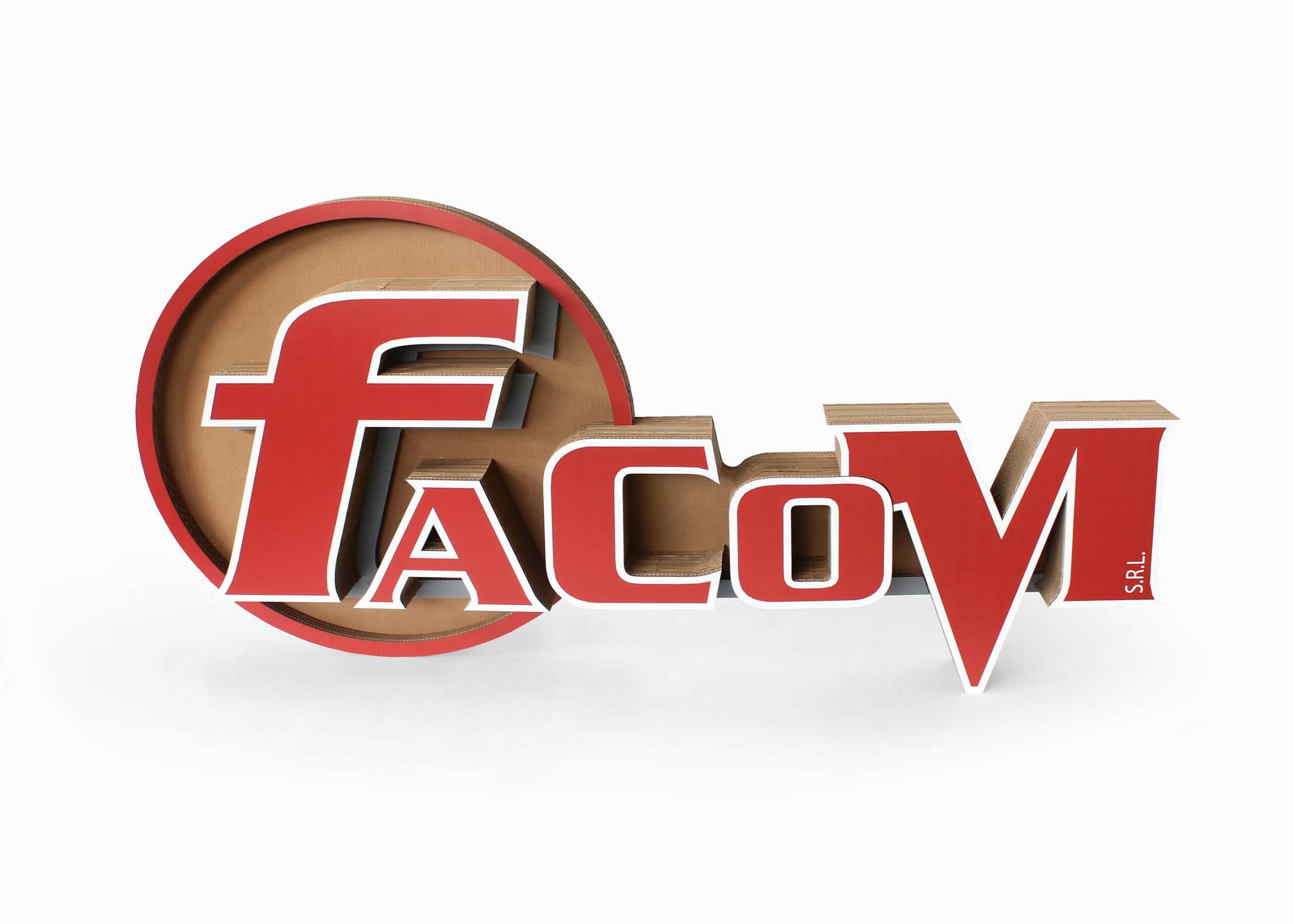 Logo sur-mesure en carton