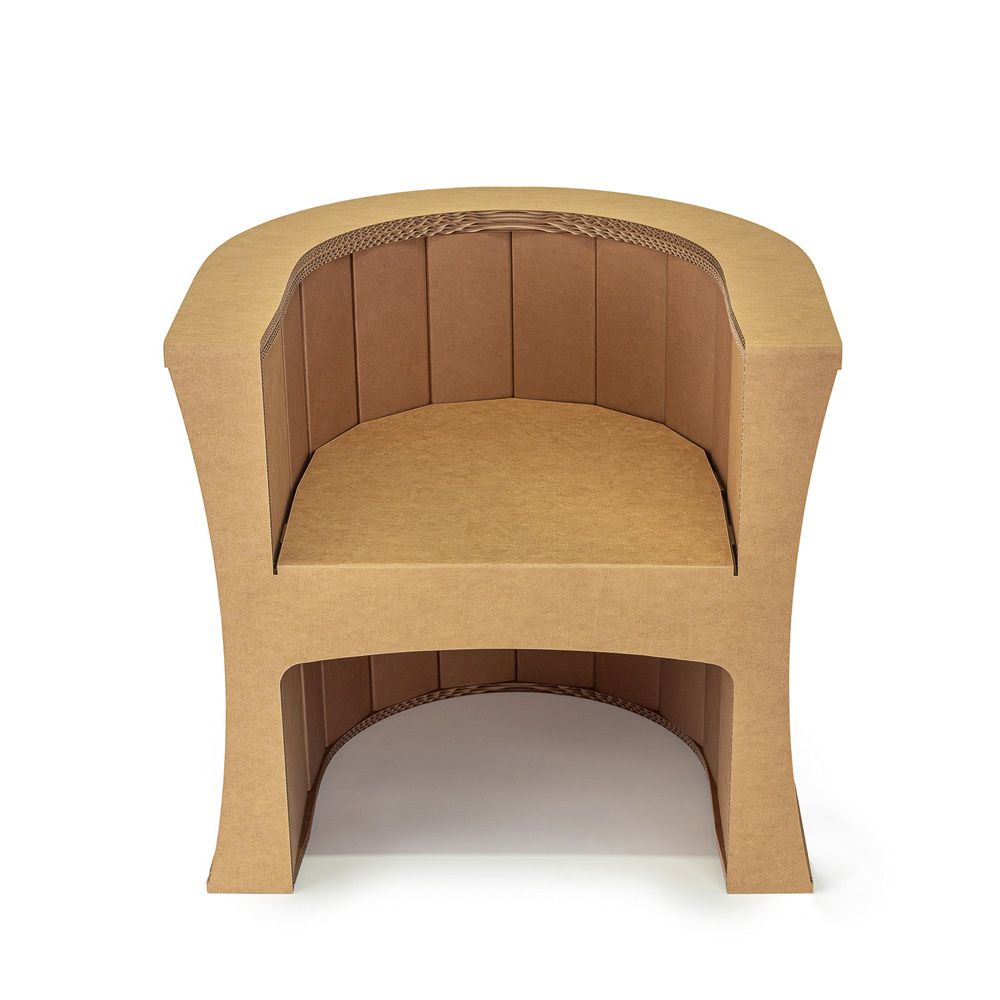 Fauteuil en carton design pour aménagement d'espaces professionnels, avec structure modulable et support intégré en panneau cartonné, idéal pour les salles de pause ou zones de détente dans les entreprises - Le Meuble en Carton une marque du groupe Natur Design