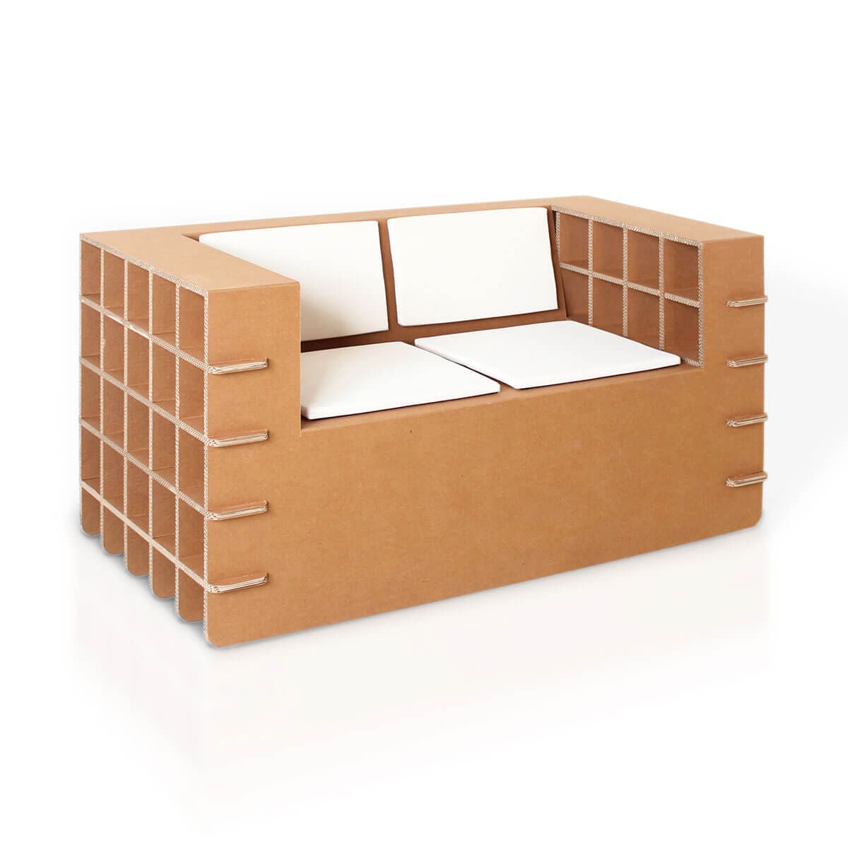 Canapé modulaire en carton écologique monté en structure solide, idéal pour espaces modulables et bureaux créatifs ou open space. Conçu pour une utilisation professionnelle durable avec pieds et charnières métalliques visibles - Le Meuble en Carton une marque du groupe Natur Design