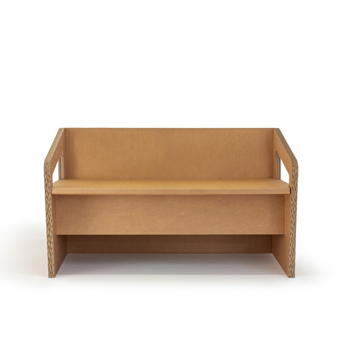 Coupé-drapeau canapé modulable en carton recyclé pour espaces professionnels et événements, idéal pour aménagement de bureaux, salles de pause ou stands événementiels en scénographie moderne - Le Meuble en Carton une marque du groupe Natur Design