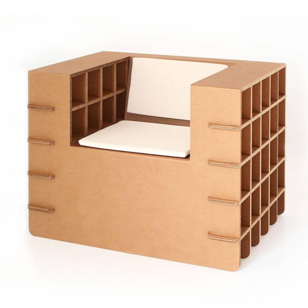 Fauteuil modulable en carton écologique avec plateau support et rangements intégrés pour espaces professionnels ou salles de pause, idéal pour les bureaux et open space durables - Le Meuble en Carton une marque du groupe Natur Design