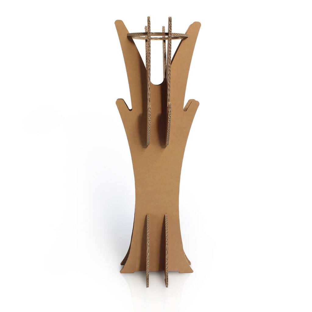 Porte-manteaux en carton design pour aménagement d'entreprise et espaces de pause, avec structure robuste en panneaux cartonnés et pieds stabilisateurs en tringles métalliques, idéal pour organiser les entrées des bureaux ou open space - Le Meuble en Carton une marque du groupe Natur Design